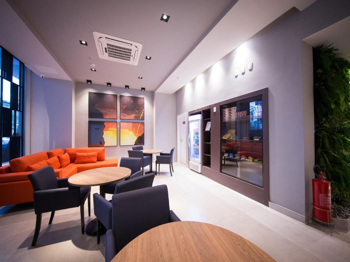 Vila Business Hotel Волта Редонда Екстериор снимка