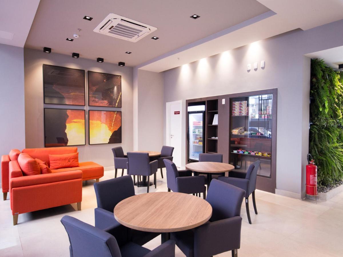 Vila Business Hotel Волта Редонда Екстериор снимка