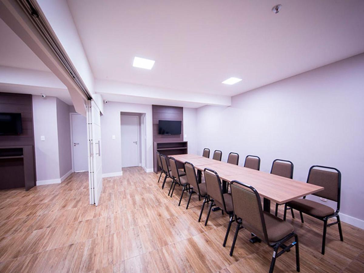 Vila Business Hotel Волта Редонда Екстериор снимка