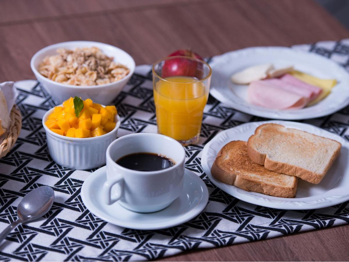 Vila Business Hotel Волта Редонда Екстериор снимка