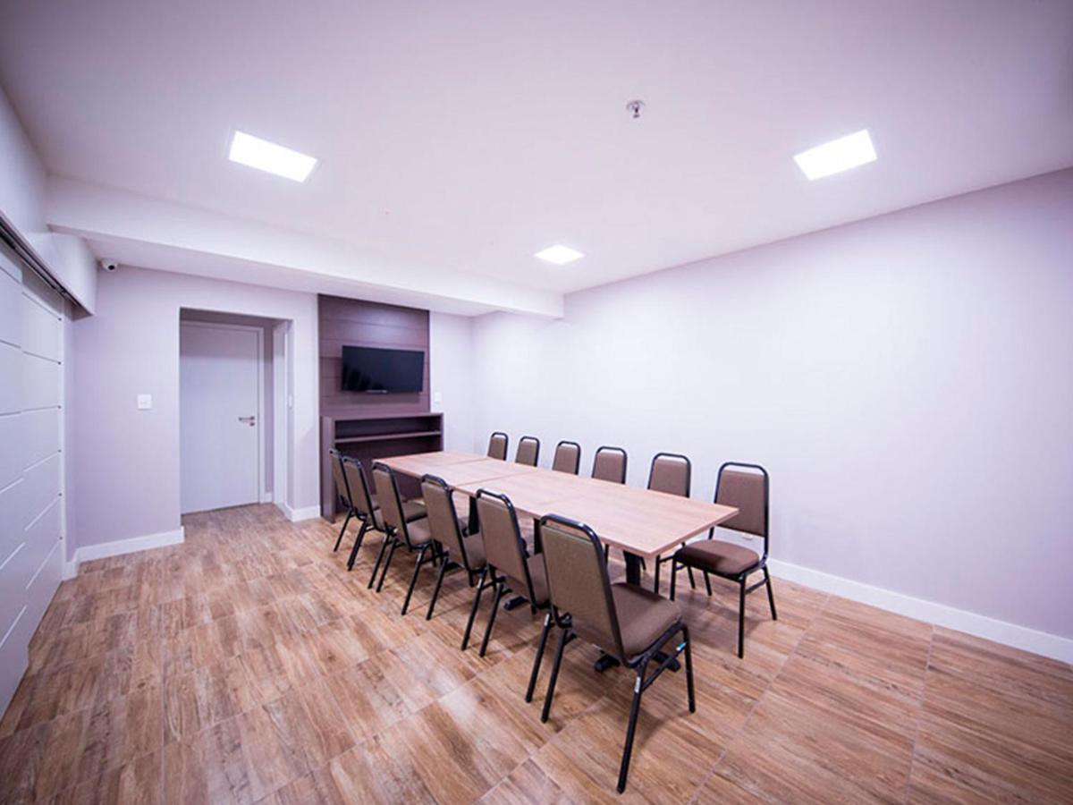 Vila Business Hotel Волта Редонда Екстериор снимка