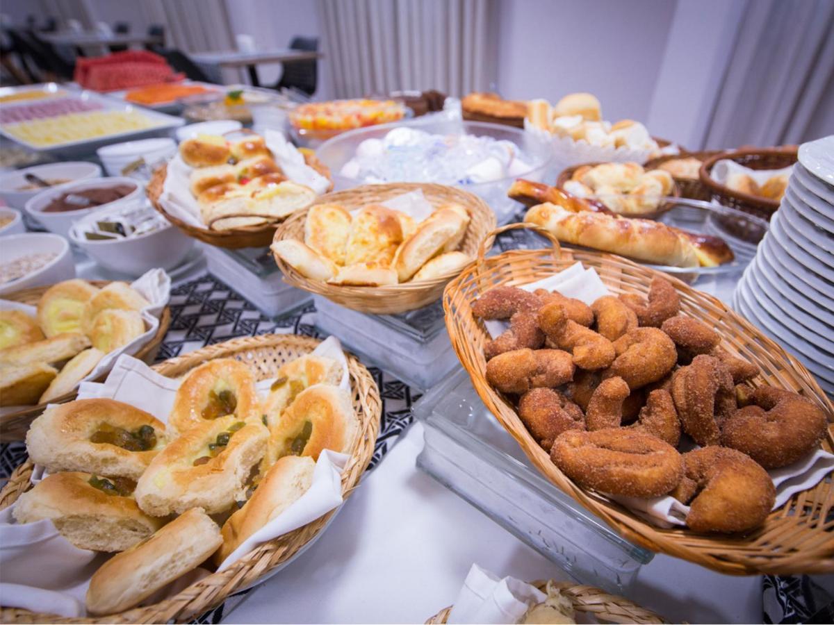 Vila Business Hotel Волта Редонда Екстериор снимка